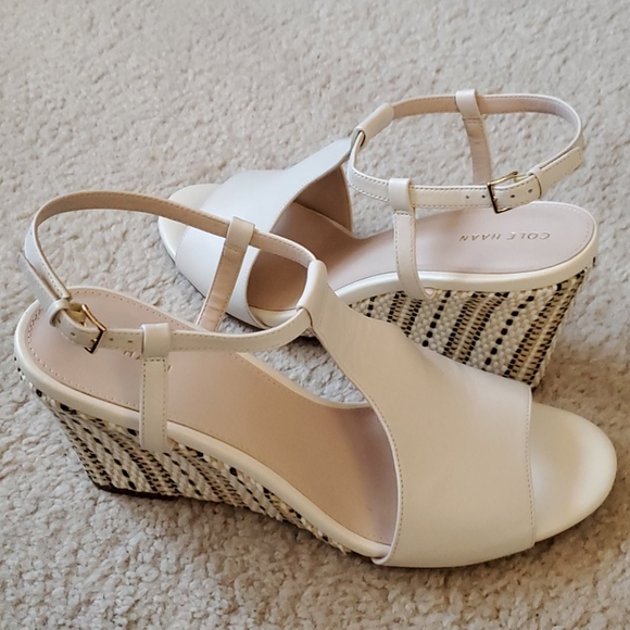 Shoes - Picture 2 of 6